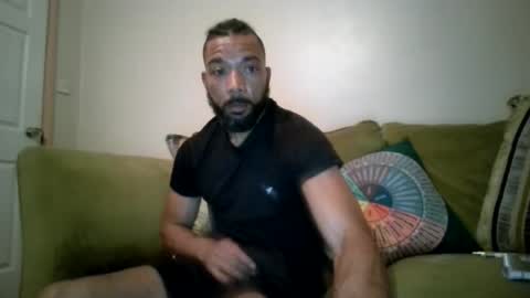 Snapshot of mikelovejones chatting on 07.29.26 mikelovejones online show from 07.29.26