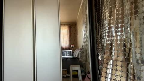 Mila online show from 04.21.26