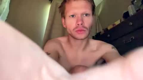 Snapshot of mikeswanston chatting on 11.10.25 Mike Swanston online show from 11.10.25