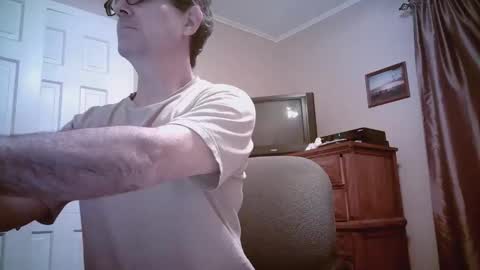 Snapshot of mikewulds chatting on 05.17.26 Mike online show from 05.17.26