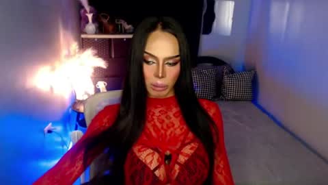 Snapshot of mikeyalawi03 chatting on 05.18.26 Mistress MikeyAlawi online show from 05.18.26