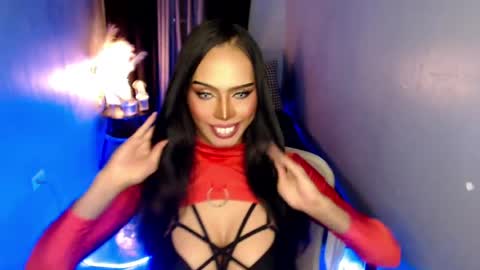 Snapshot of mikeyalawi03 chatting on 06.01.26 Mistress MikeyAlawi online show from 06.01.26