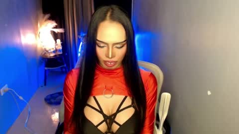 Mistress MikeyAlawi online show from 06.08.26