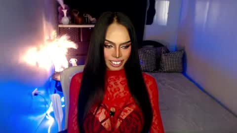 Mistress MikeyAlawi online show from 06.15.26