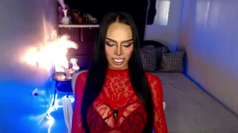Mistress MikeyAlawi online show from 06.25.26