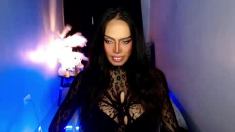 Mistress MikeyAlawi online show from 06.27.26
