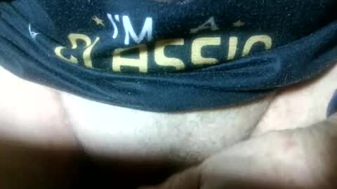 Snapshot of mikeyd1a chatting on 03.20.26 mikeyd1a online show from 03.20.26