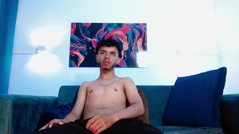 Snapshot of mikhellennox chatting on 12.19.25 Mikhel online show from 12.19.25