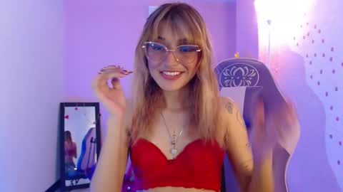 Snapshot of mikka_ela chatting on 09.13.25 Mikka 3 online show from 09.13.25