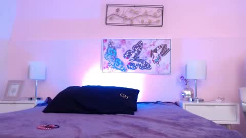 Mila  online show from 12.07.24