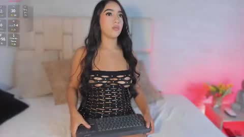 Mila Hudson  online show from 06.10.26