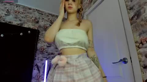 mila_kinor online show from 03.03.25