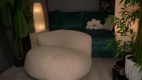 Mila Sapphire online show from 07.26.26