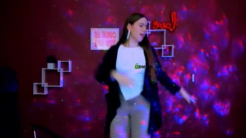 Snapshot of mila_sun__ chatting on 02.18.26 mila_sun__ online show from 02.18.26