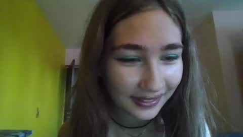 Snapshot of mila_sweettempt chatting on 07.30.26 mila_sweettempt online show from 07.30.26