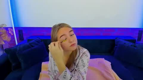 Milla online show from 11.18.25