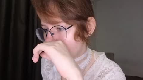 Claire online show from 07.12.26