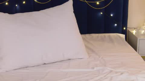 Miss Cutie online show from 02.28.25