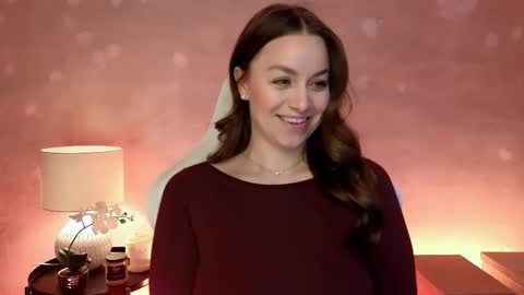 Mila Fleur online show from 02.05.26