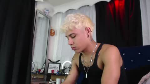 Milan Anxel online show from 07.17.26