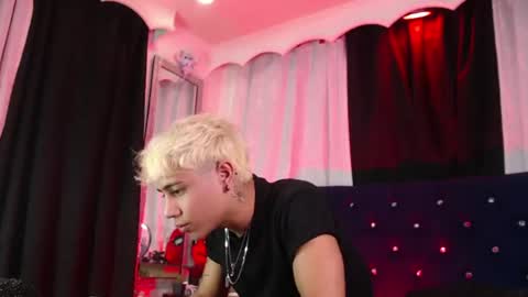Milan Anxel online show from 07.23.26