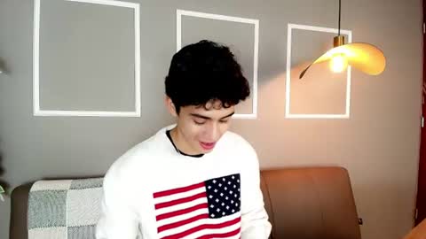 Snapshot of milan_saint chatting on 07.27.26 Milan online show from 07.27.26