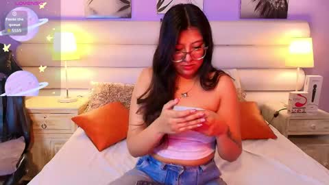 Snapshot of milan_sweetie chatting on 05.28.26 milan_sweetie online show from 05.28.26