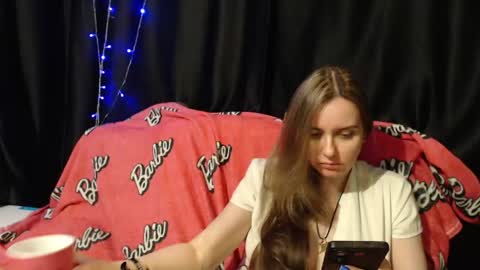 Snapshot of milana696969 chatting on 05.05.26 MilAna online show from 05.05.26