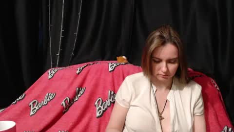 Snapshot of milana696969 chatting on 05.13.26 MilAna online show from 05.13.26