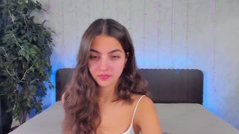 Snapshot of milana_crystal_ chatting on 12.05.24 Milana online show from 12.05.24