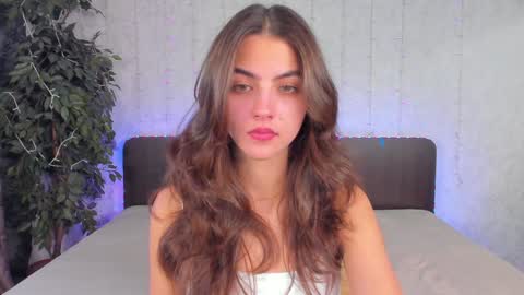 Snapshot of milana_crystal_ chatting on 12.08.24 Milana online show from 12.08.24