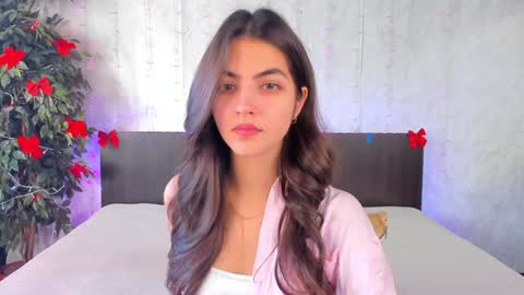 Snapshot of milana_crystal_ chatting on 01.05.25 Milana online show from 01.05.25