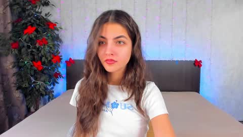Snapshot of milana_crystal_ chatting on 01.24.25 Milana online show from 01.24.25