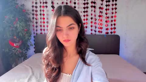 Snapshot of milana_crystal_ chatting on 02.11.25 Milana online show from 02.11.25
