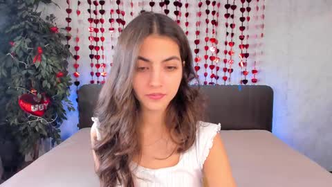 Snapshot of milana_crystal_ chatting on 02.14.25 Milana online show from 02.14.25