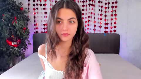 Snapshot of milana_crystal_ chatting on 02.21.25 Milana online show from 02.21.25