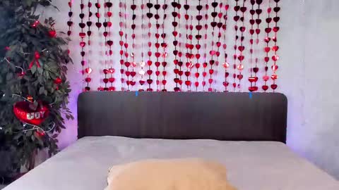 Snapshot of milana_crystal_ chatting on 02.21.25 Milana online show from 02.21.25
