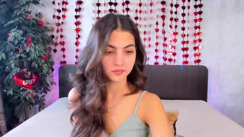 Snapshot of milana_crystal_ chatting on 02.22.25 Milana online show from 02.22.25