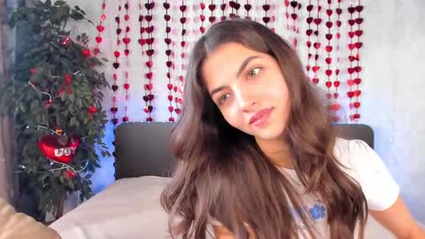 Snapshot of milana_crystal_ chatting on 02.23.25 Milana online show from 02.23.25