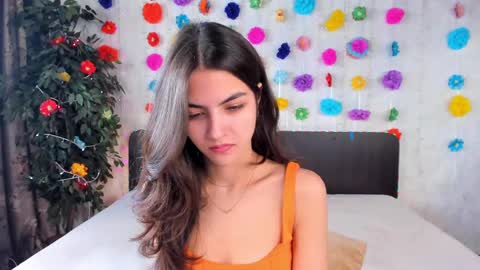 Snapshot of milana_crystal_ chatting on 03.10.25 Milana online show from 03.10.25