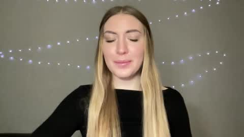 Milana online show from 12.08.24