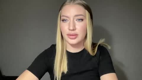 Milana online show from 01.17.25