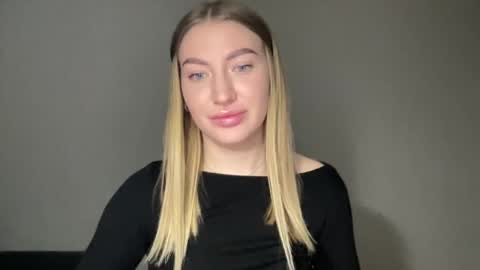 Milana online show from 01.22.25