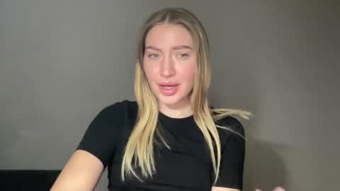 Milana online show from 01.22.25