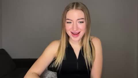 Milana online show from 02.11.25