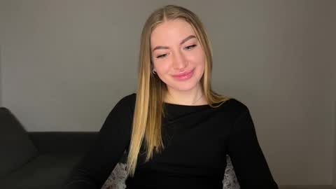 Milana online show from 02.15.25