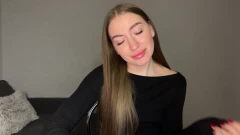 Milana online show from 02.20.25