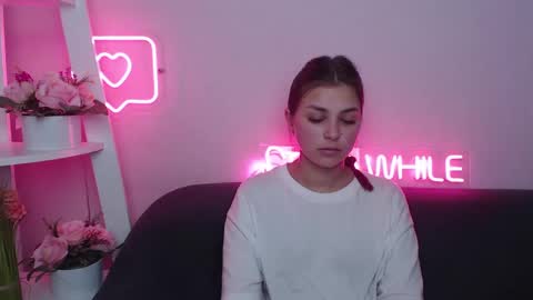Snapshot of milanaangelas chatting on 01.13.25 milanaangelas online show from 01.13.25