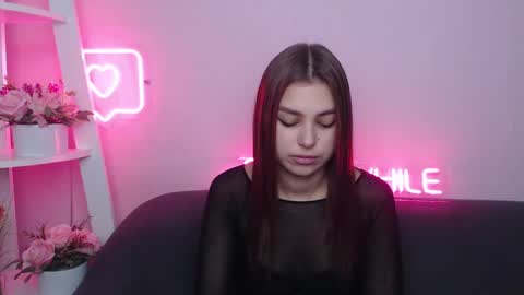 Snapshot of milanaangelas chatting on 01.17.25 milanaangelas online show from 01.17.25