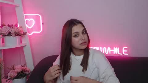 Snapshot of milanaangelas chatting on 01.24.25 milanaangelas online show from 01.24.25
